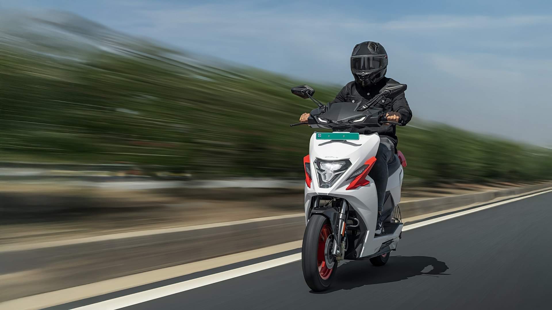 Union minister Nitin Gadkari says Fall in lithium battery prices will boost EV sector