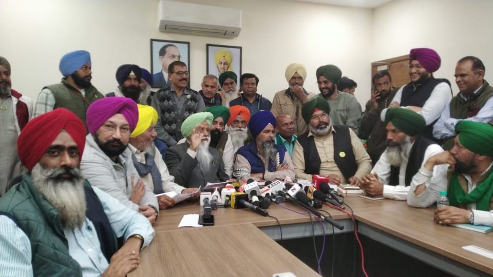 leaders of Kisan Mazdoor Morcha did not attend meeting of SKM