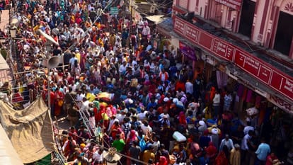 Ravidas jayanti maghi purnima and ganga snan in varanasi Four lakh devotees paid homage