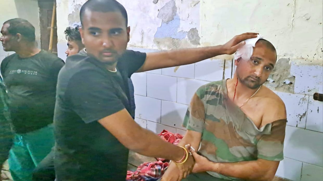 Darbhanga Crime: Army doctor attacked with sticks and axe by assailants in land dispute, condition critical