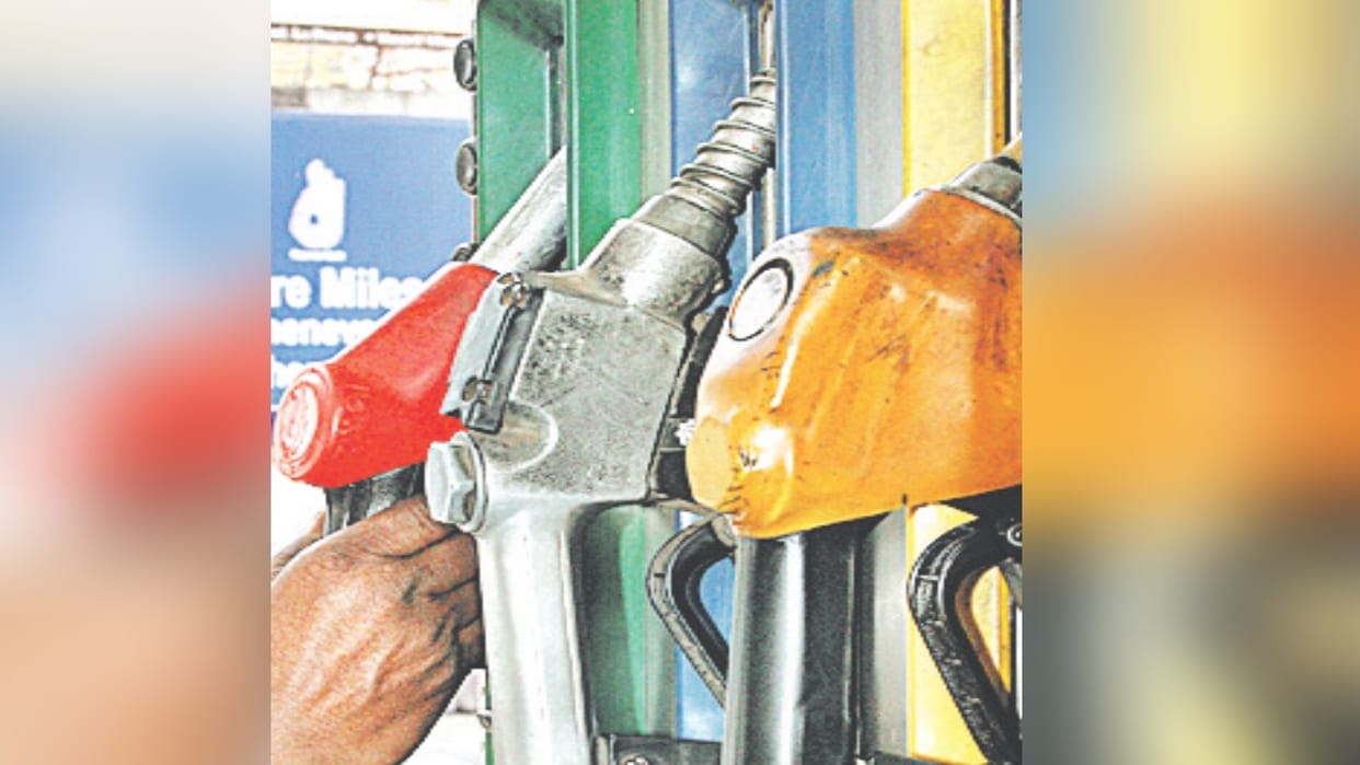 MP News: After the Ratlam diesel incident, all petrol pumps in the state will be investigated, FIR against the
