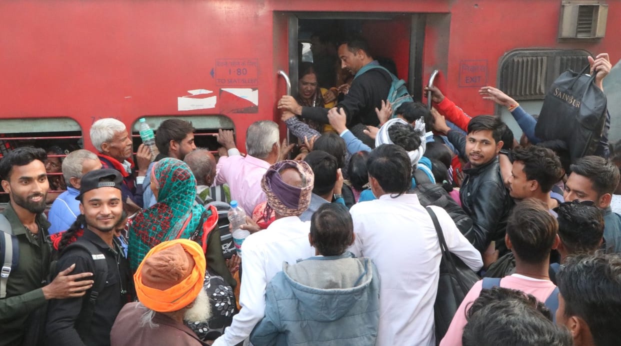 Maha Kumbh 2025 Trains are full it takes 8-10 hours by bus 20KM walk required railways will run special trains