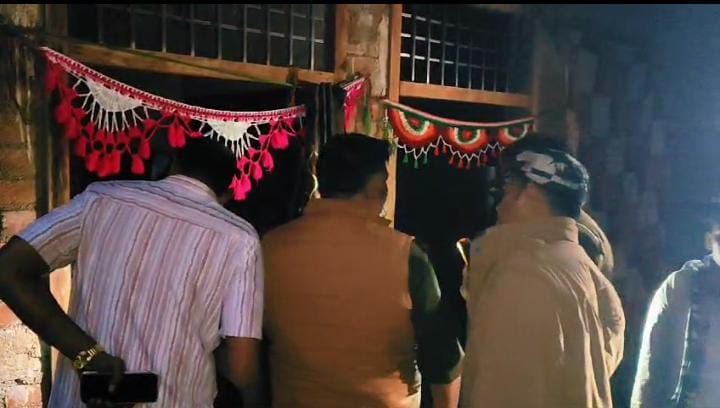 Hamirpur Double Suicide Bodies were hanging from a noose children made noise information about love affair