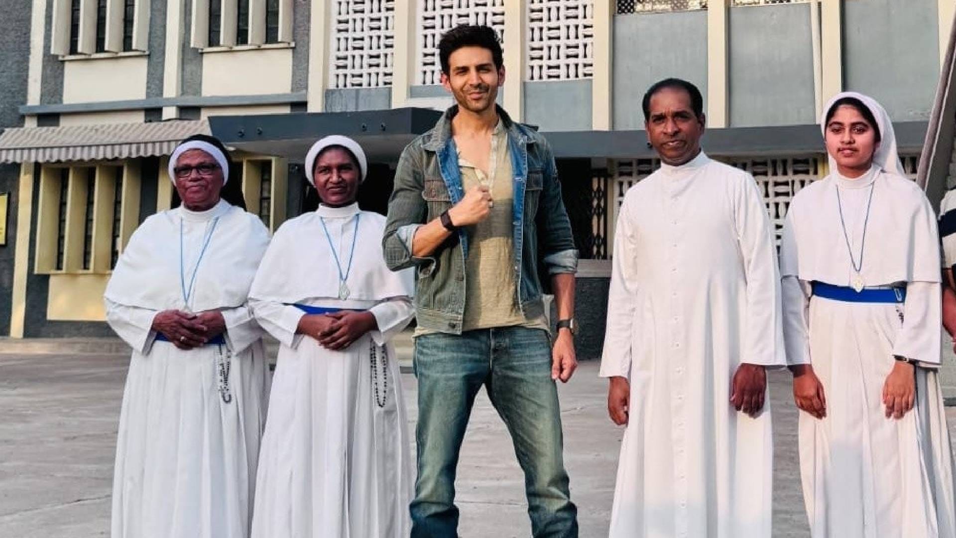 Sreeleela to be cast with kartik aaryan in anurag basu musical film as hindi actress refused to work together