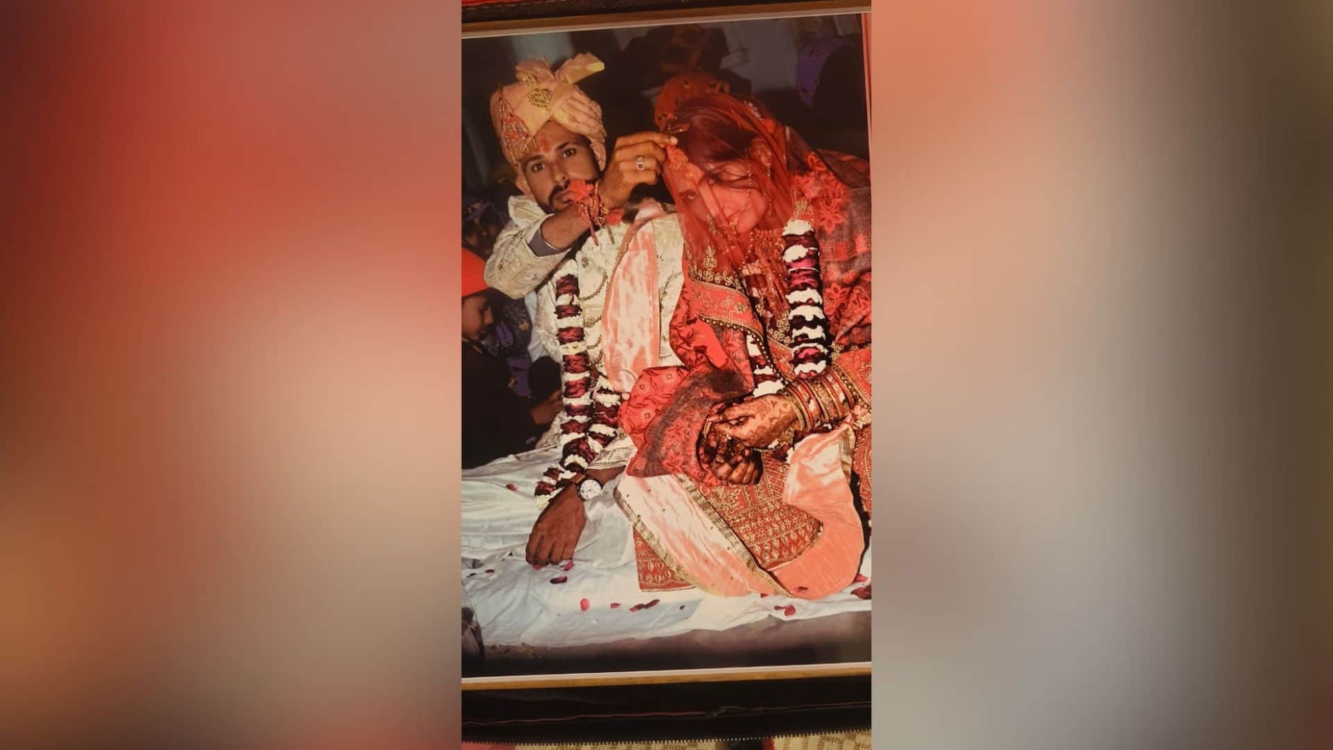 Illegal Job Husband Exposes Wife in Rajasthan News in Hindi