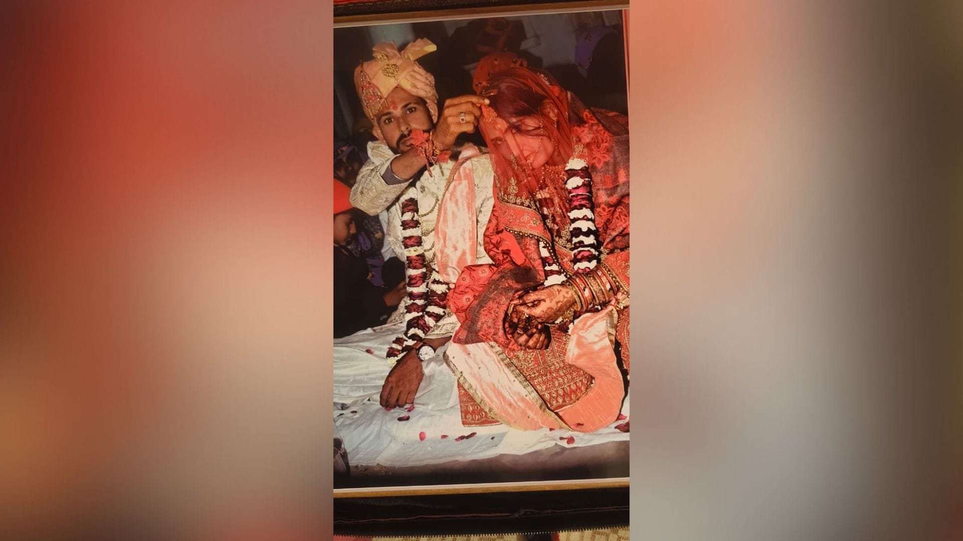 Illegal Job Husband Exposes Wife in Rajasthan News in Hindi