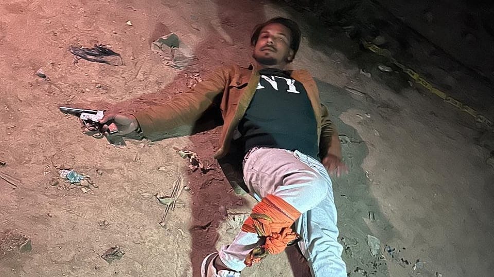 police encounter in varanasi miscreants arrested after injured in firing by police
