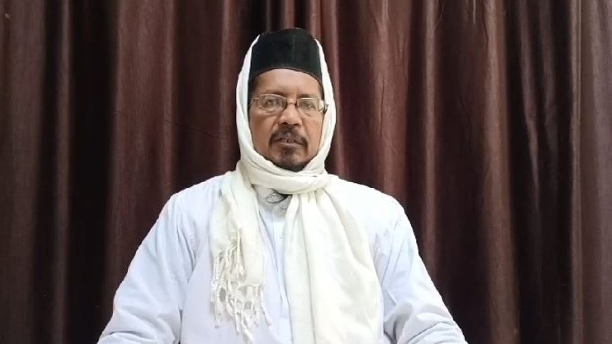 Maulana Shahabuddin Razvi appeals to youth not to indulge in hooliganism and stunts on Shab-e-Barat