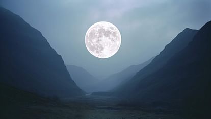 NASA To Develop Nuclear Reactor On Moon by 2030 with budget of 8200 crores