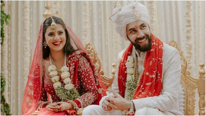 Love Marriage Vs Arranged Marriage Real Challenges Relationship Advice in Hindi