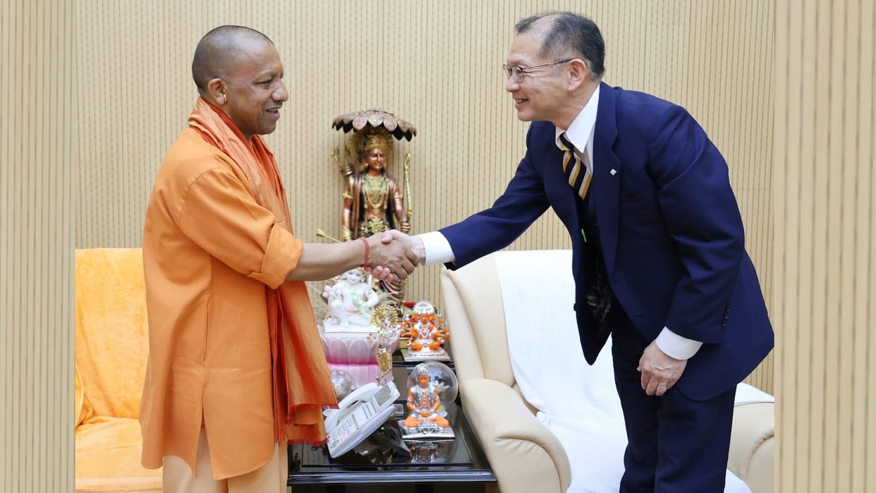 Deputy Governor of Yamanashi province of Japan met CM Yogi Adityanath.