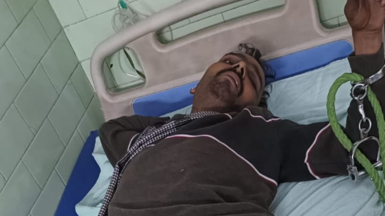 Murder accused Naubat Yadav shot by police he tried to escape during recovery of pistol in Bareilly