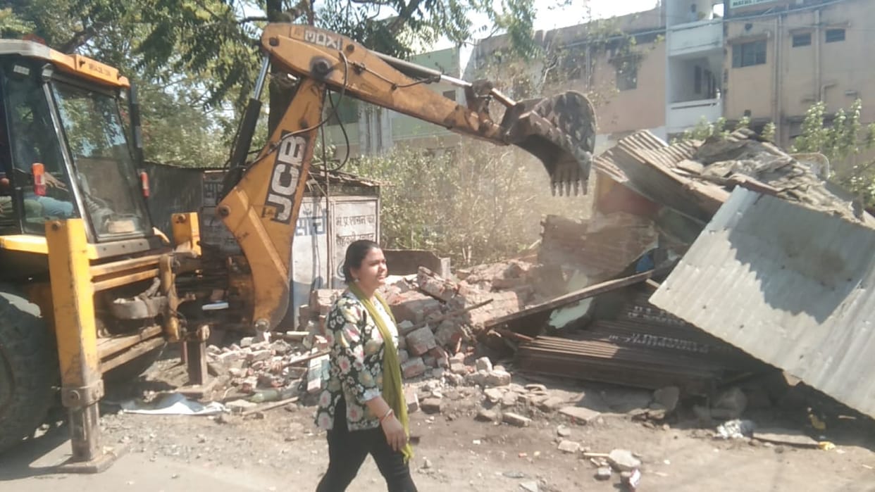 Bhopal: Before GIS, encroachment removal action in Bhopal intensified, more than 250 shops and kiosks removed
