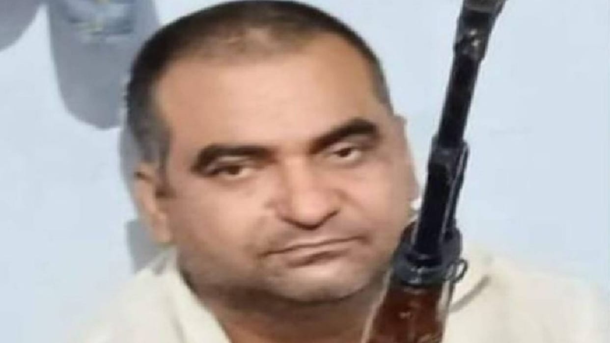 Gangster Munna Mishra gets 10 years imprisonment in AK-47 recovery case will also pay 50 thousand rupees fine