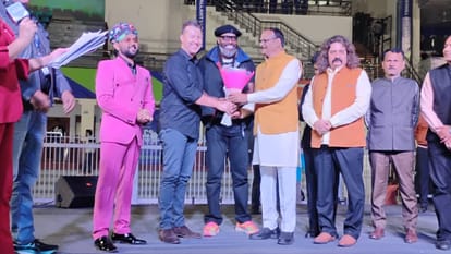 Brett Lee at opening ceremony of LLC TEN-10 said Golden opportunity for the youth