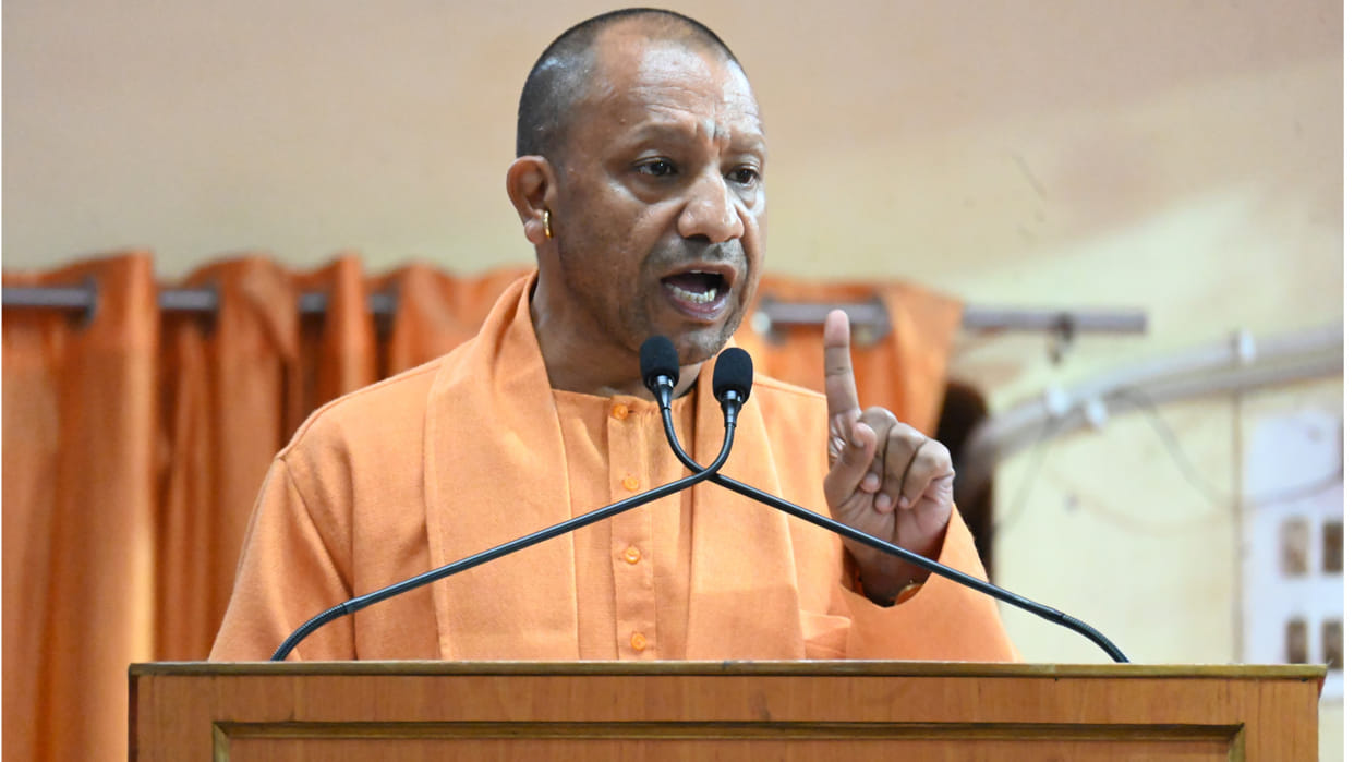 CM Yogi said: Opposition remained negative, left no stone unturned to defame Mahakumbh