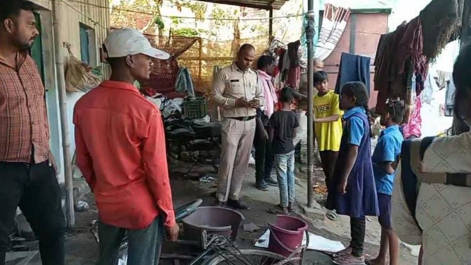 Korba bullies beat up in the colony