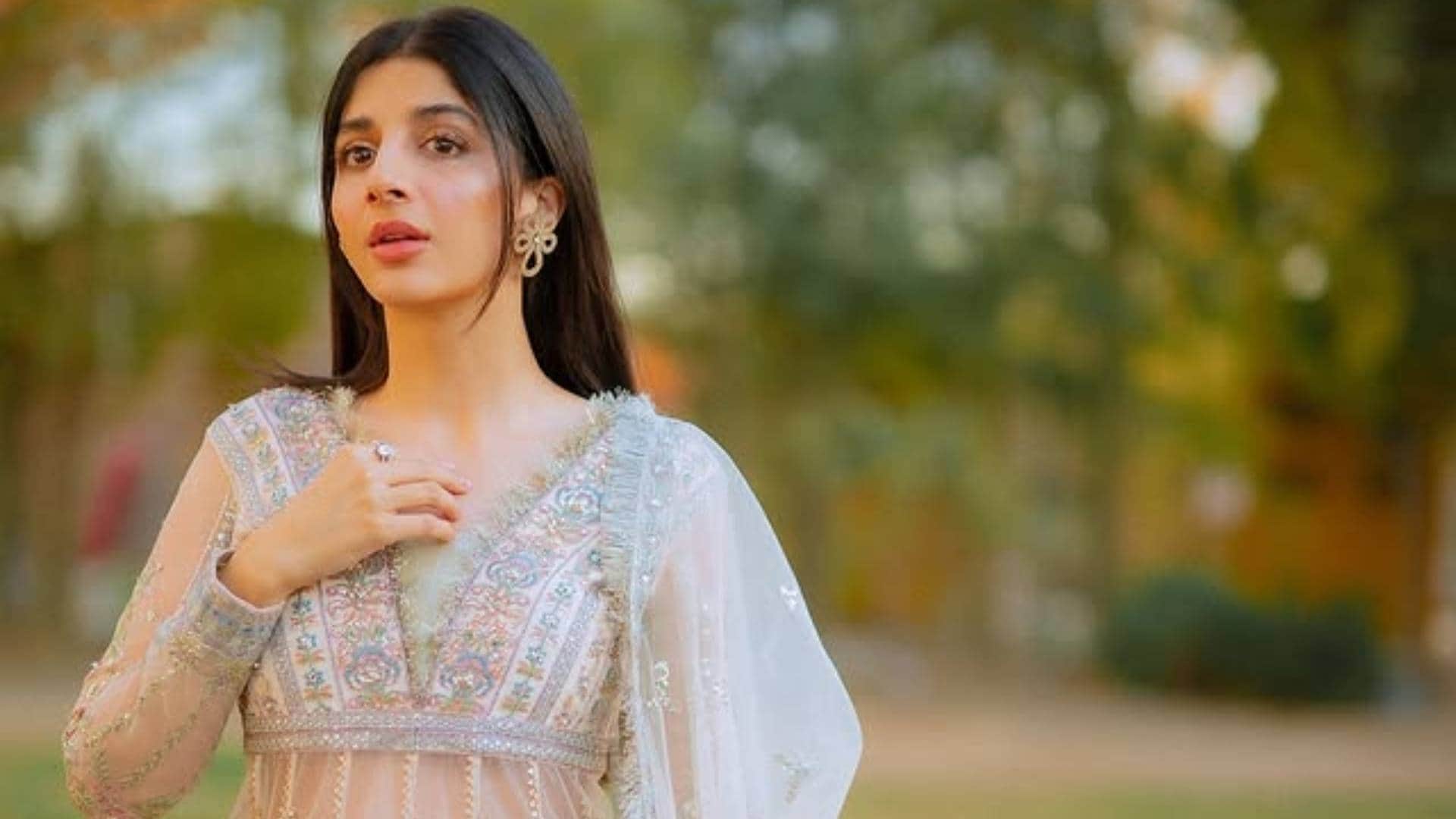 Mawra Hocane reaction on Controversy Over Pakistani Actors Bollywood Comeback says It is producers headache