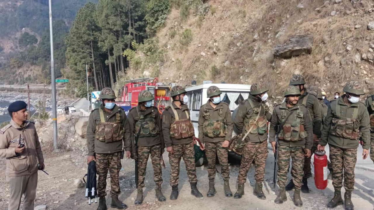 Mock Drill to prevent forest fire Army arrived Uttarkashi Uttarakhand News in hindi