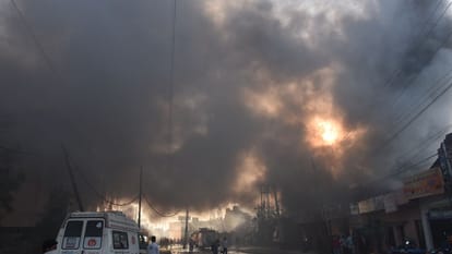 Moradabad Factory Fire News: Huge Fire Broke Out in a Pipe Factory, Many Workers Trapped in Warehouse