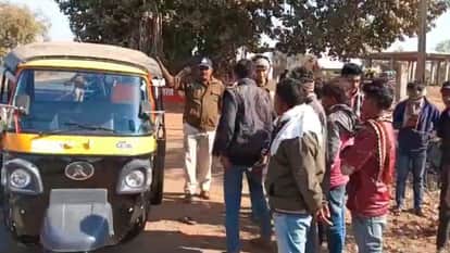 The auto driver was taking passengers in the auto like a mini bus, the police stopped him, then this happened