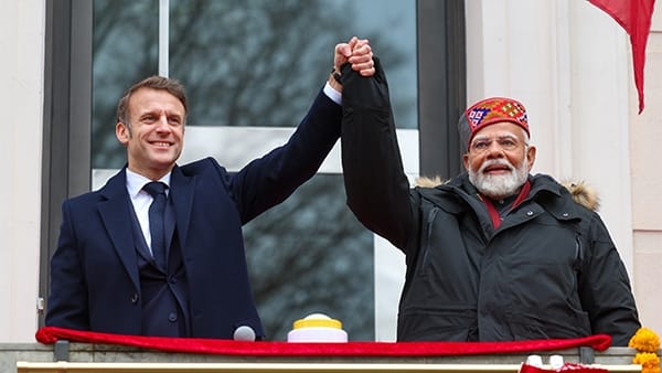 PM Modi spoke with French President Macron, many issues including bilateral cooperation were discussed