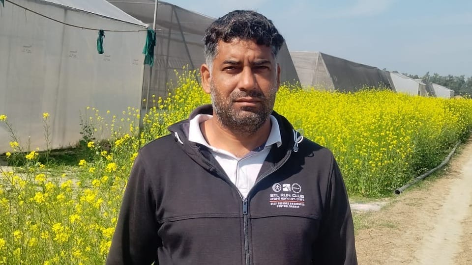 Not going abroad Sanjeev earning millions in Kurukshetra motivational story US deport