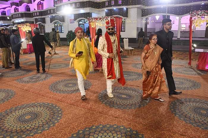 Lucknow: Leopard entered the marriage party, bride and groom ran away after getting upset, see the terror in t