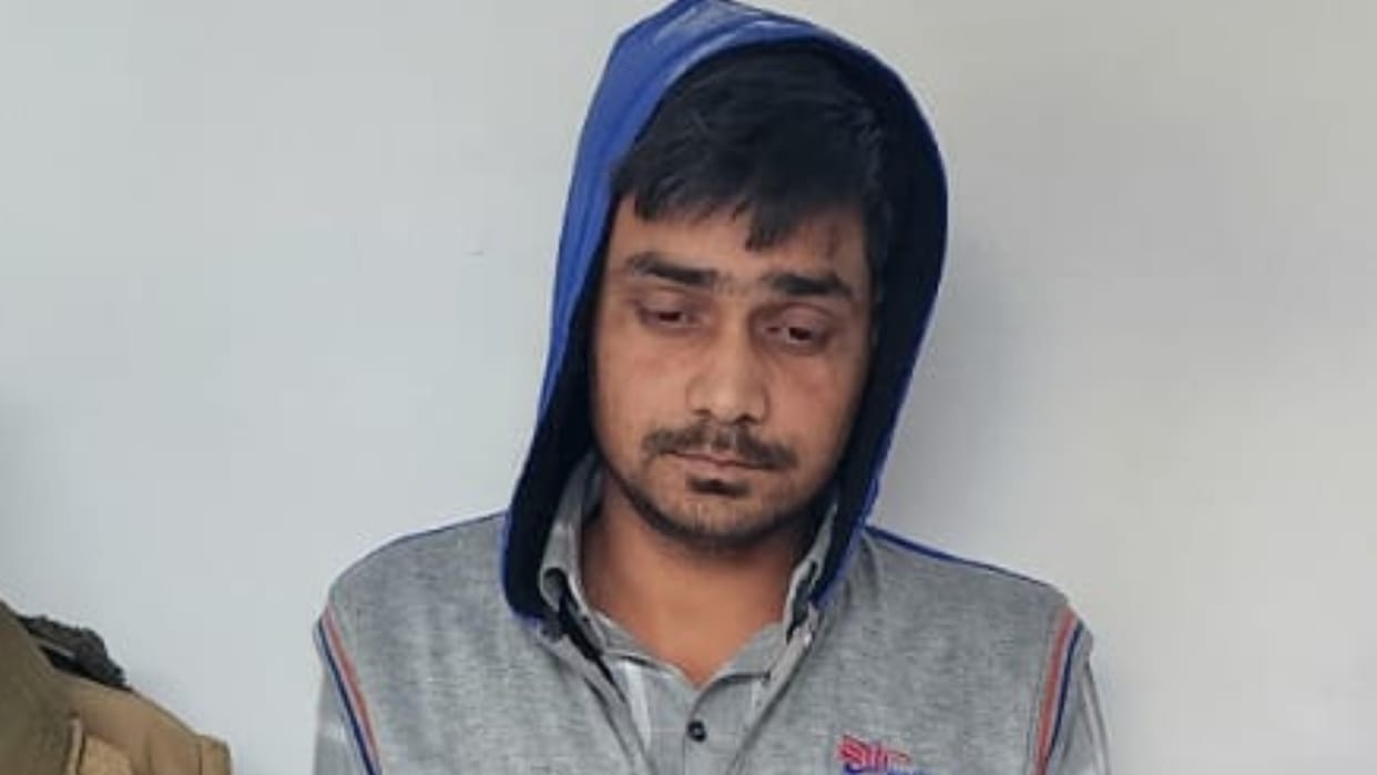 Attempt of fraud in UP Police Bharti fake candidate arrested in Bareilly