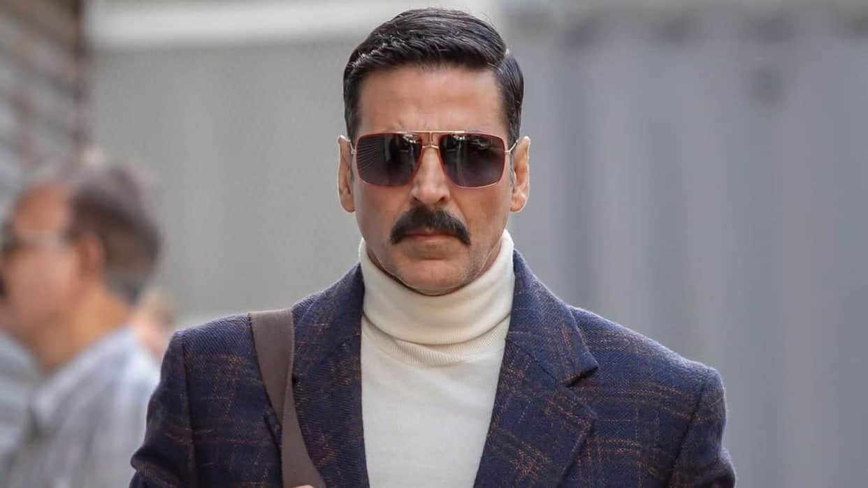 akshay kuamr tribute to 40 martyre in pulwama attack writes post on x
