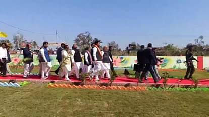 Pragati Yatra: CM नीतीश ने अरवल को दिया 120 करोड़ की सौगात, 144 विकास परियोजनाओं का उद्घाटन और शिलान्यास किया Pragati Yatra CM Nitish gave gift 120 crores Arwal inaugurated laid foundation stone 144 development projects