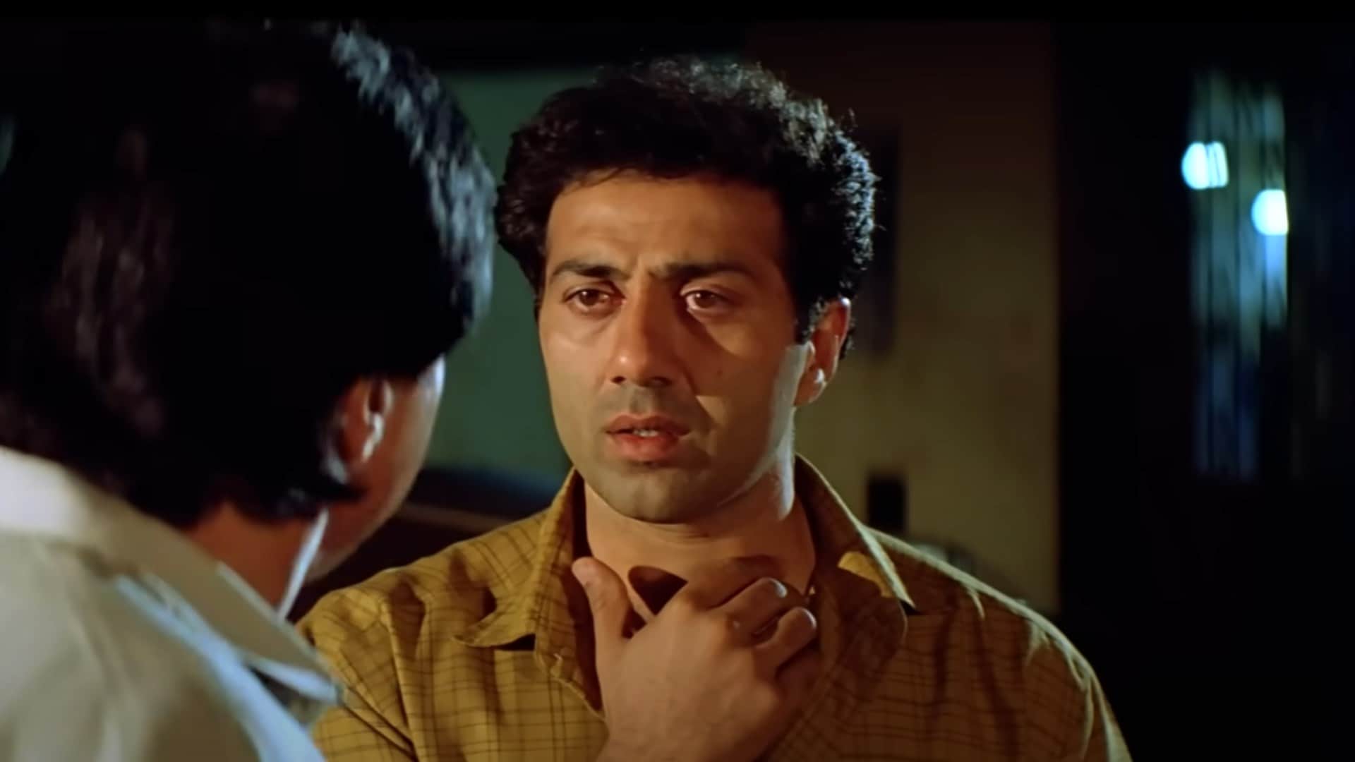 Sunny Deol performs action roll in jaat and angry younman in Gadar 2 Ghatak Ghayal