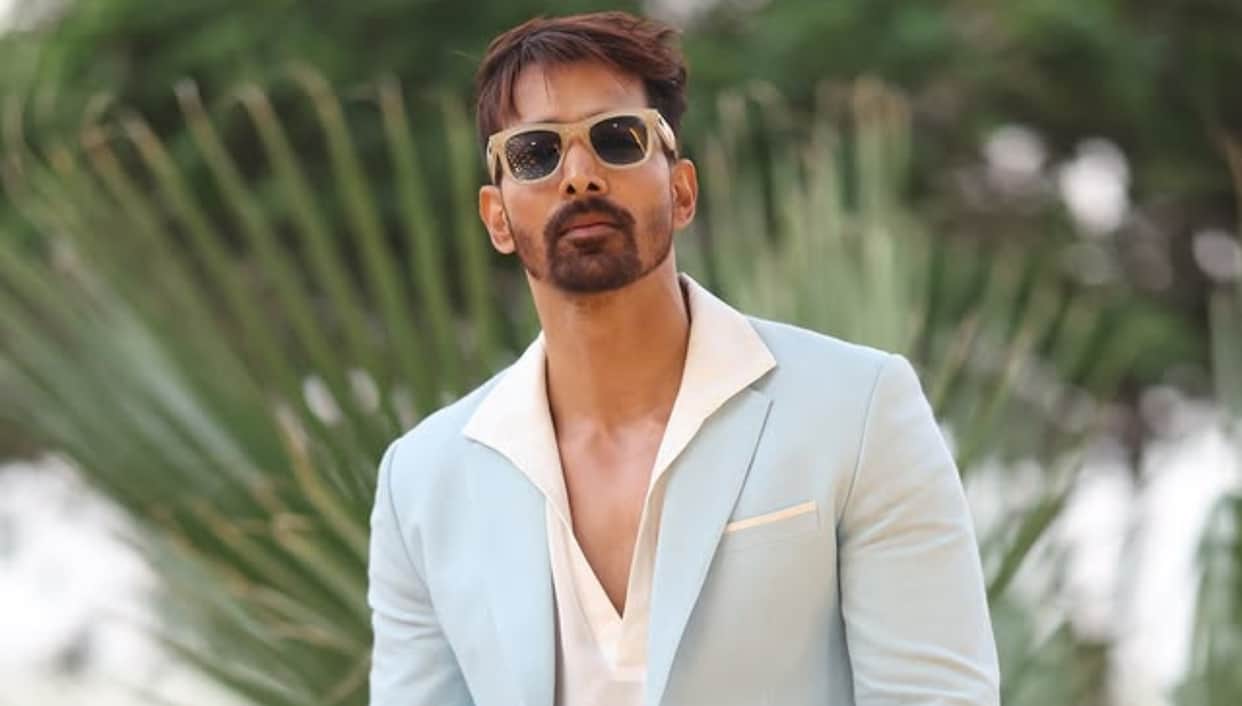 Sanam Teri Kasam Actor Harshvardhan Rane Reveal Early Days Income Work As DJ Assistant