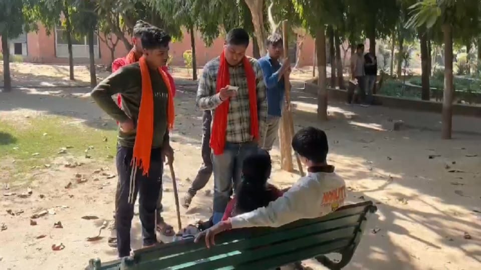 Case of threatening young men and women on Hug Day during Valentine's week