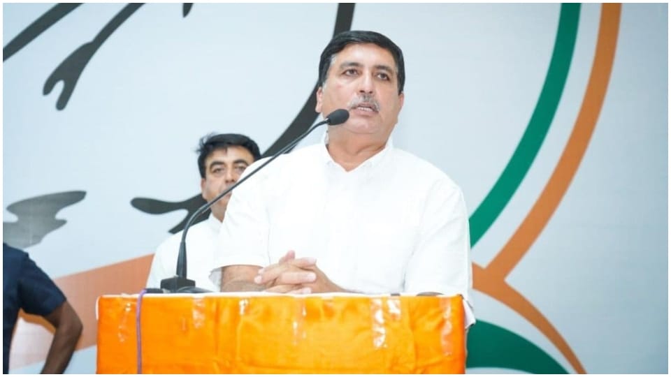 Rajasthan News: Baytu MLA Harish Chaudhary appointed in-charge of MP Congress