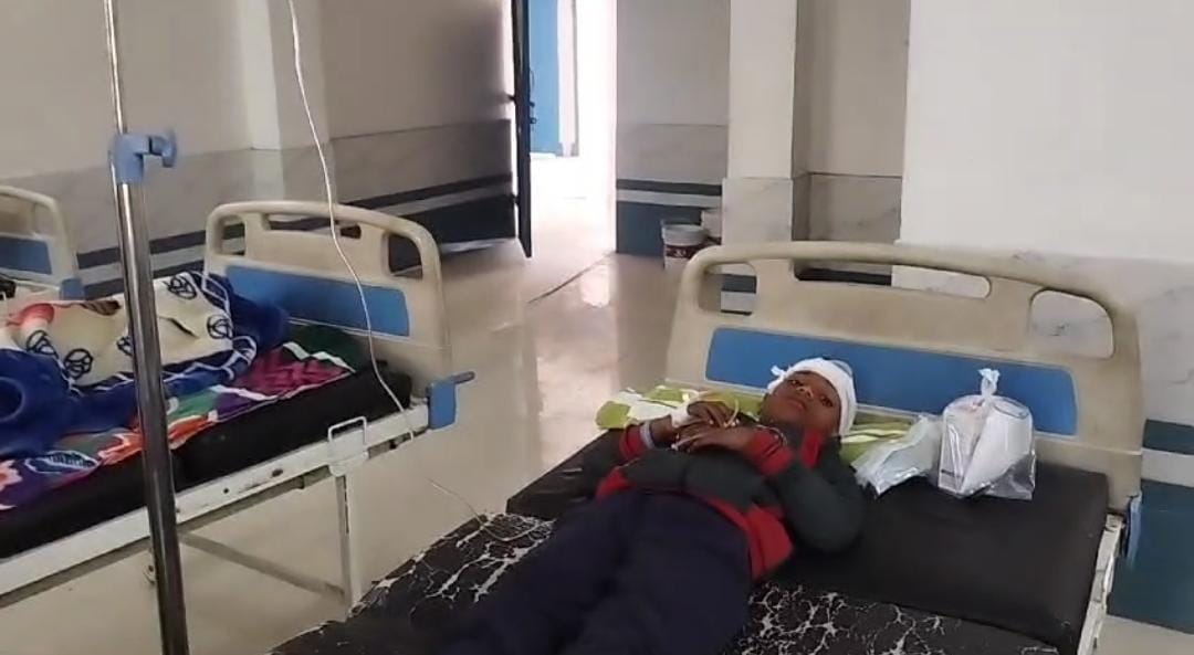 Bihar News: Van carrying school children overturns in Muzaffarpur, 16 students injured