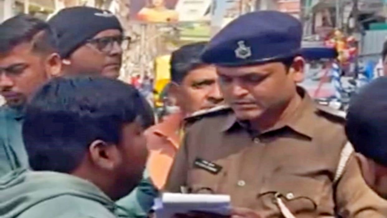 Crime in Bihar Cloth merchant kidnapped while going to temple in Nawada daughter in-laws suspected