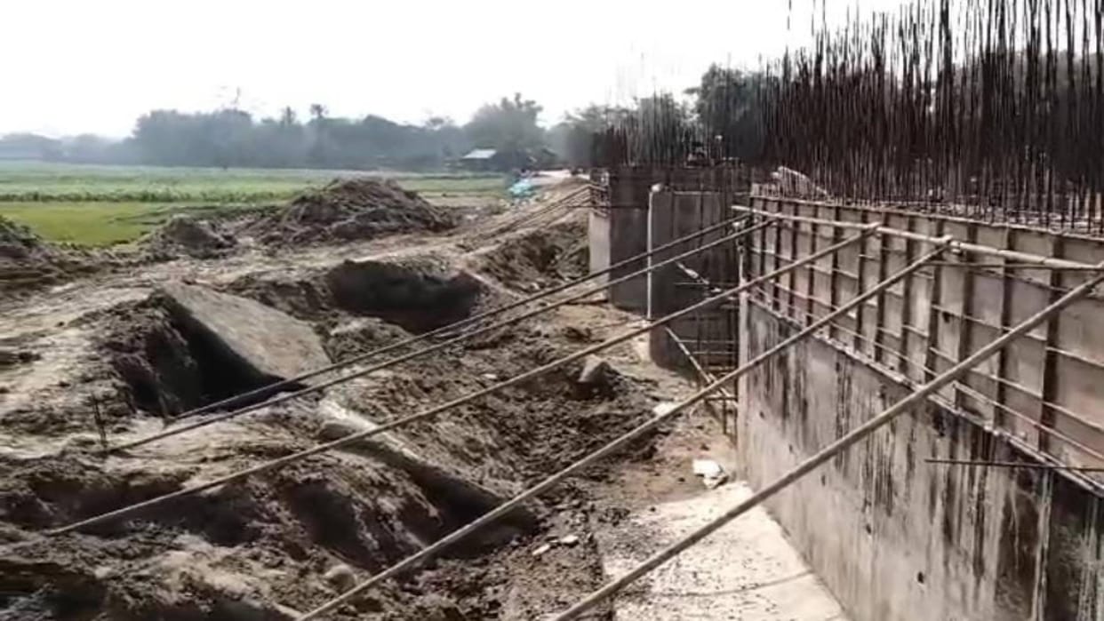 Kishanganj substandard material is being used in bridge being built at cost of Rs 1.68 crore