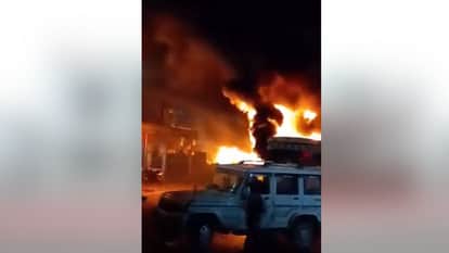 Uproar after the death of two people in a road accident in Singrauli.