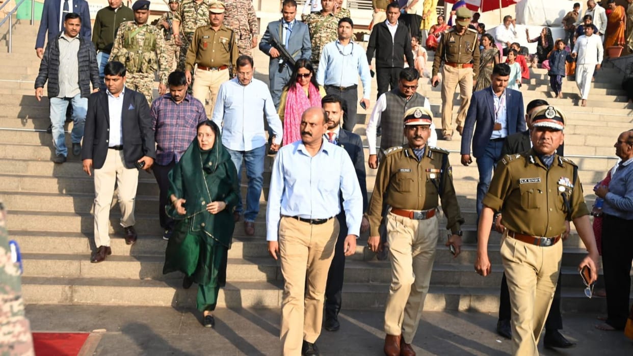 CRPF Director General inspected the security of Vishwanath Temple and Gyanvapi
