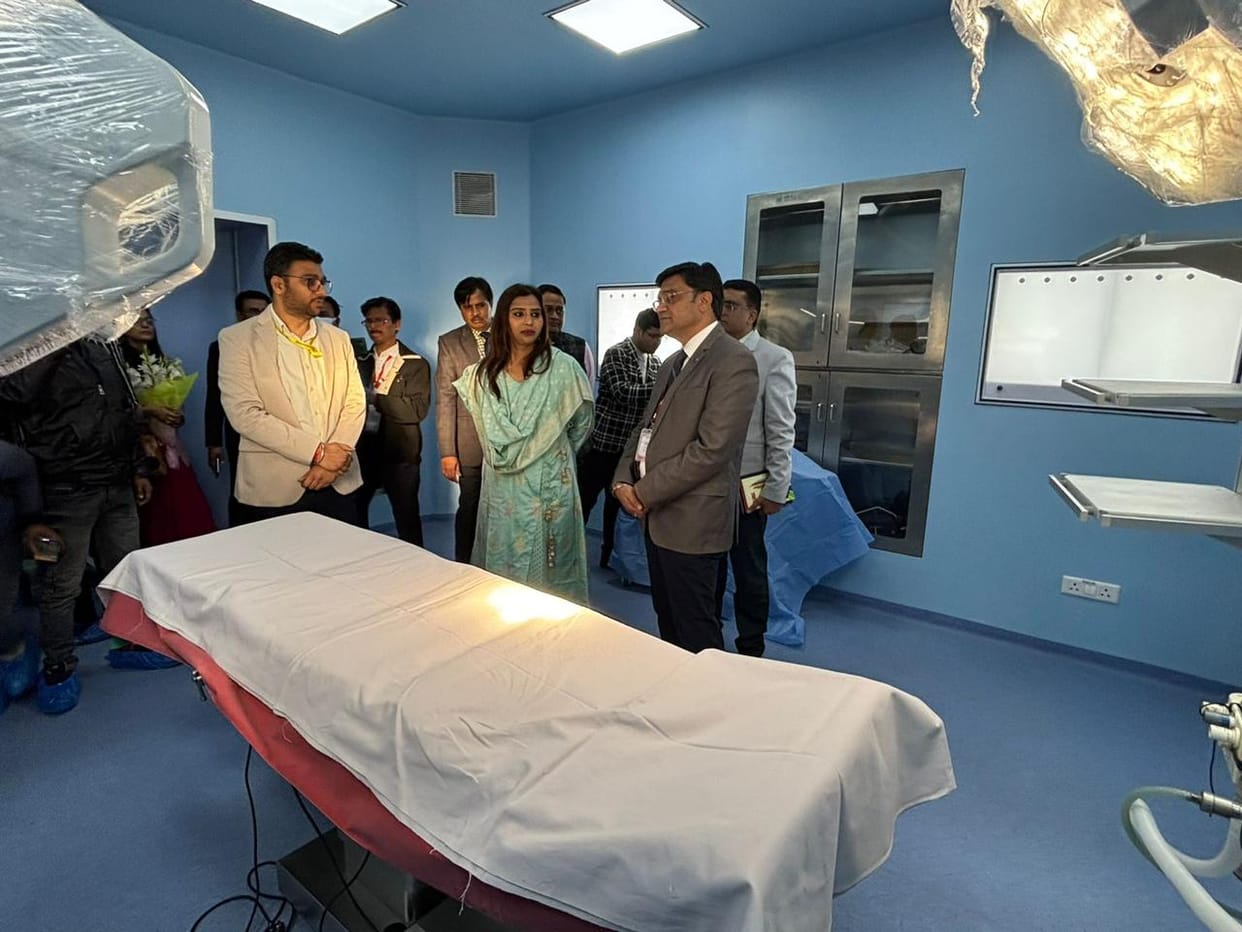 Kidney transplant will be done SN Medical college complex surgery will done for 5 thousand rupees