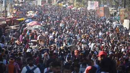 Mahakumbh: Three crore passengers arrived by train for bath, about 13 thousand vehicles were operated; Railway