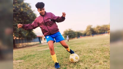 Sports News Today Trio of players in football Varanasi team wins