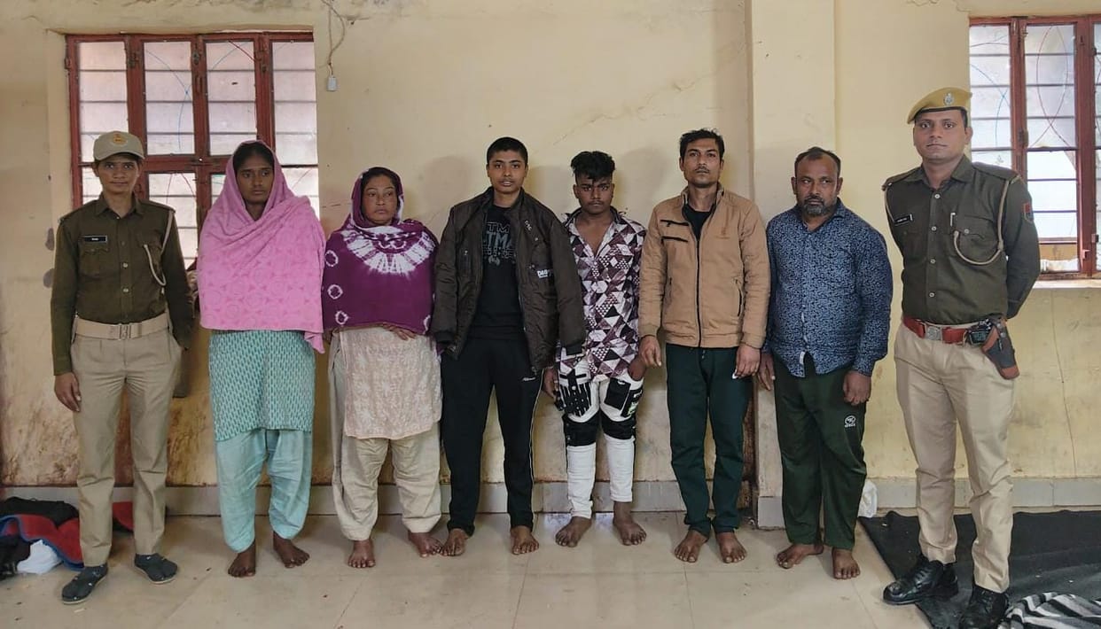 Major action by Special Task Force, 6 illegal Bangladeshi citizens and two minors caught