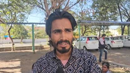 Villagers beat up three youths considering them suspicious