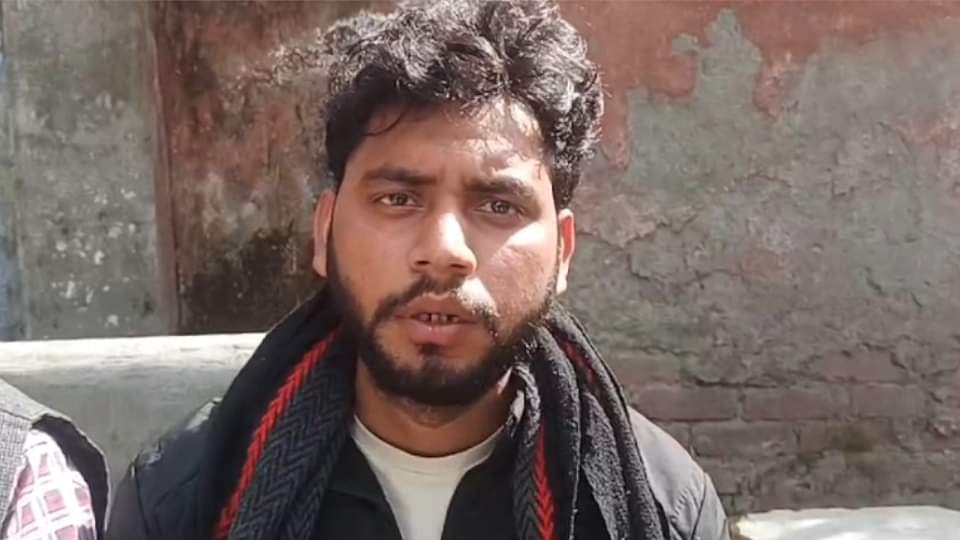 यूपी में एक और अतुल सुभाष: 'किसी का दिल न जीत पाया..', दो मिनट 16 सेकंड के वीडियो में दर्द बता संदीप ने दी जान Moradabad Sandeep Kumar suicide due to harassment from his wife and In-laws expressed his pain in a video