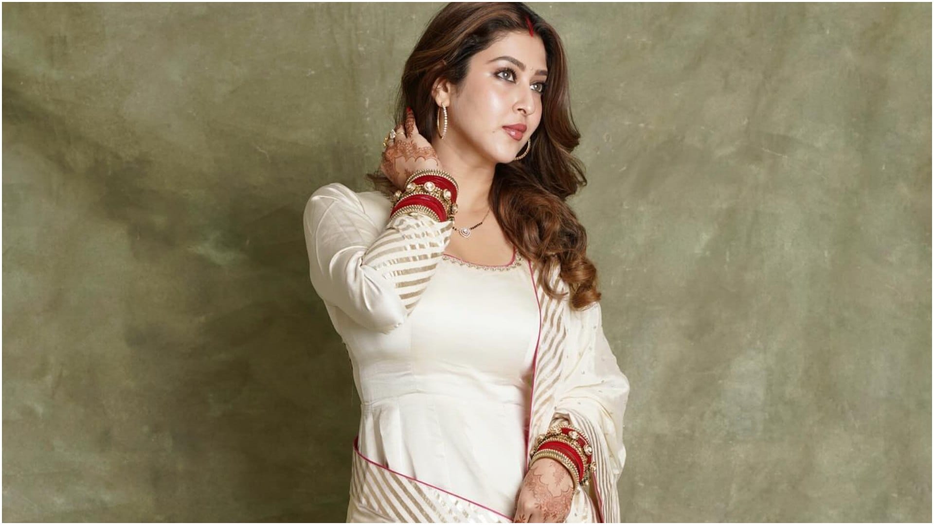 Tradition Look For Vat Savitri Vrat 2025 must have these things on vat savitri puja