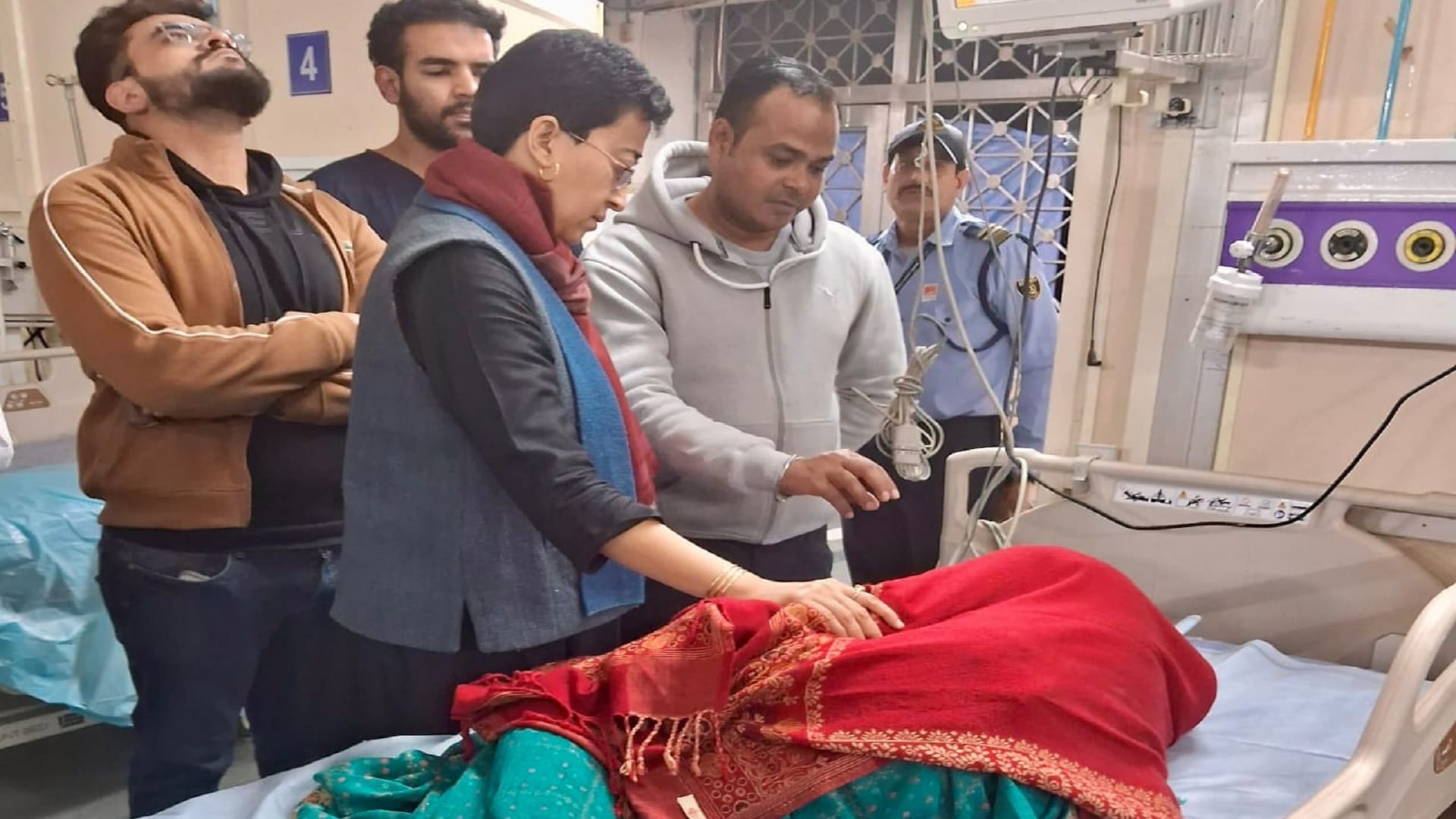Delhi Stampede deaths Delhi Police to scan CCTV footage from railway station