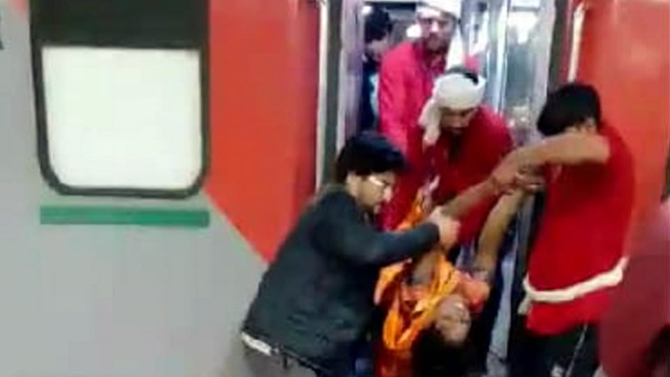 New Delhi Railway Station Stampede Eyewitness porters recall Such crowd has not been seen 44 years