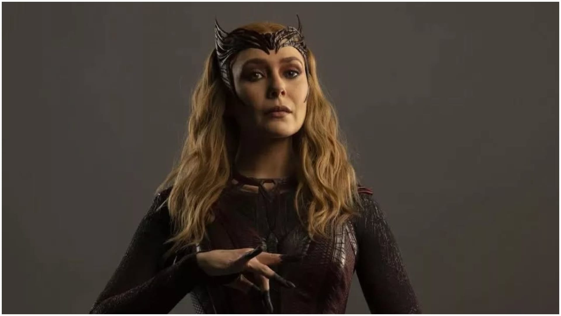 Avengers actor Elizabeth Olsen birthday special know when she entered marvel universe and movies